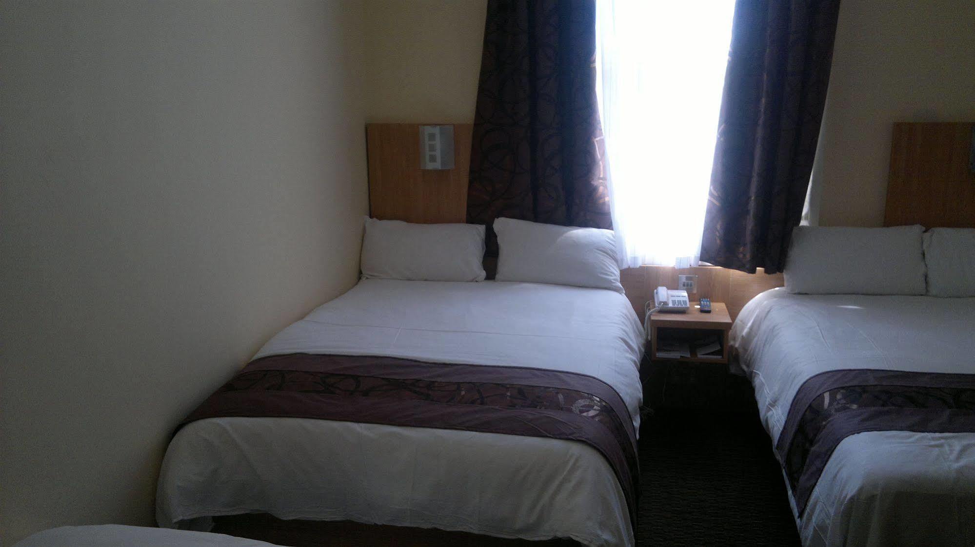 Comfort Inn Hyde Park Londres Extérieur photo